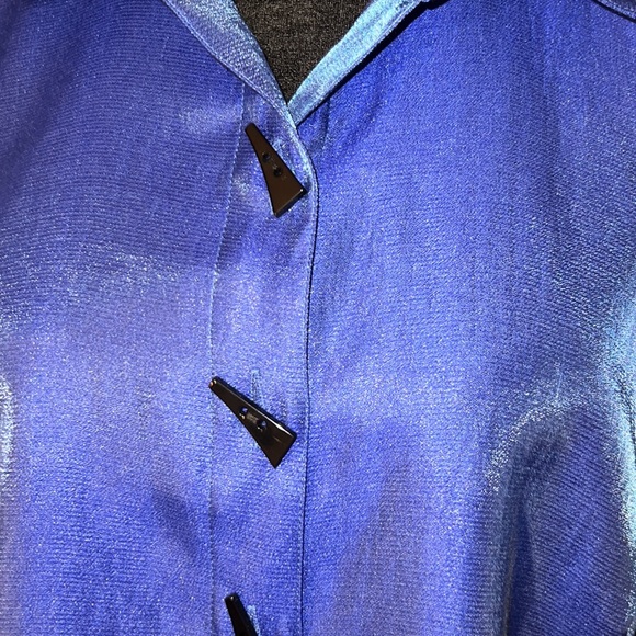 Vintage Multiples Size XS Button Down Top - Picture 4 of 16